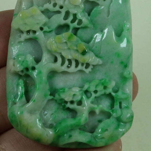 Cert'd Green 100% Natural A Jade jadeite Pendant Carved landscape - Picture 8 of 11